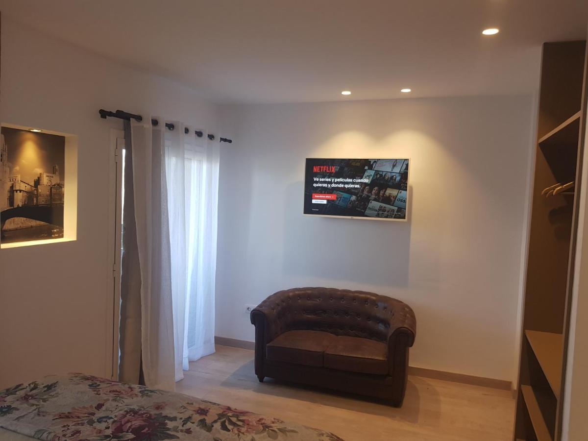 Turistic Girona - Piso De 1, 2 O 3 Habitaciones Exteriör bild