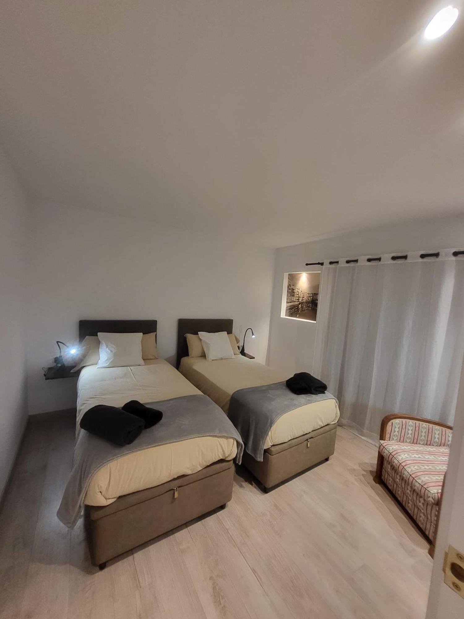 Turistic Girona - Piso De 1, 2 O 3 Habitaciones Exteriör bild